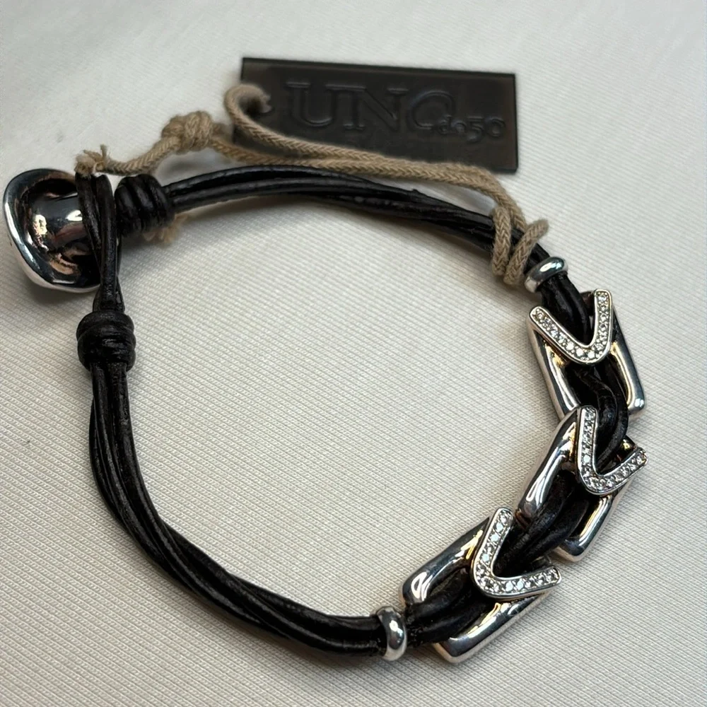 NWT UNO de 50 Leather Gold Links Bracelet - Picture 9 of 10